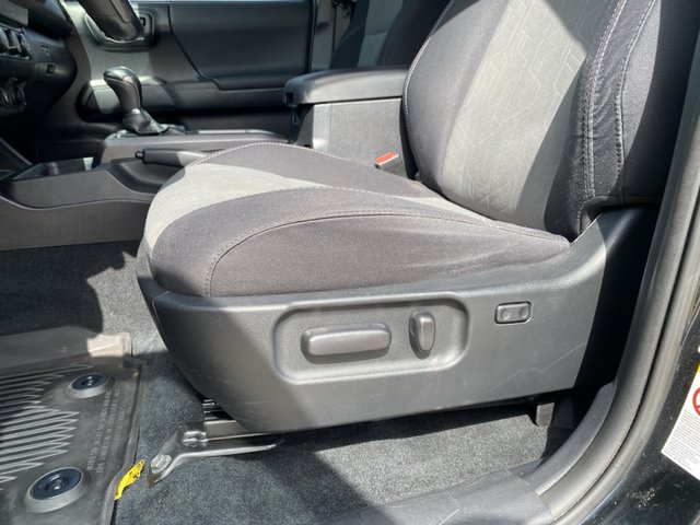 2020 Toyota Tacoma SR5 4WD 5ft Bed