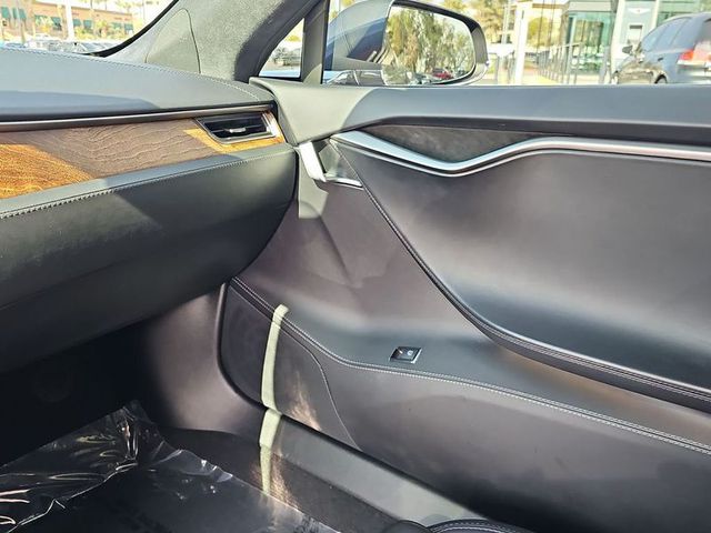 2020 Tesla Model S Long Range Plus