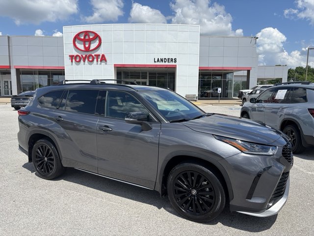 2023 Toyota Highlander XSE FWD