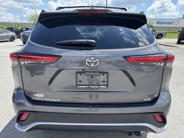 2023 Toyota Highlander XSE FWD