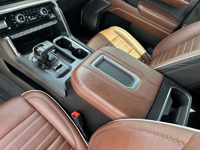 2022 GMC Sierra 1500 Denali Ultimate 4WD 147WB