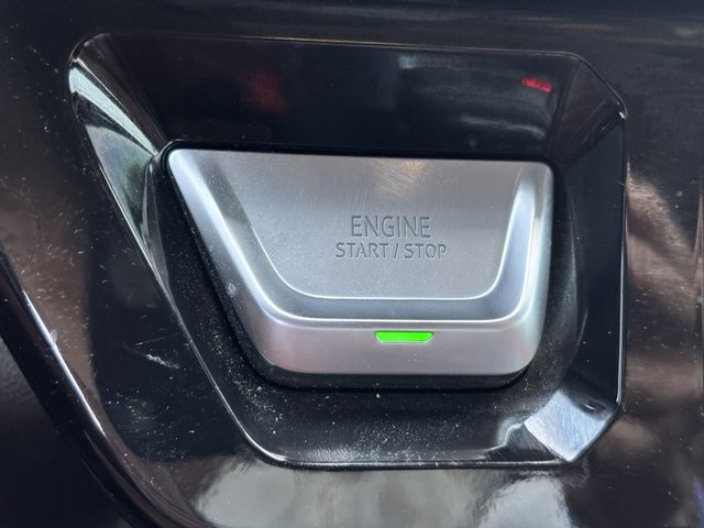 2022 GMC Sierra 1500 Denali Ultimate 4WD 147WB