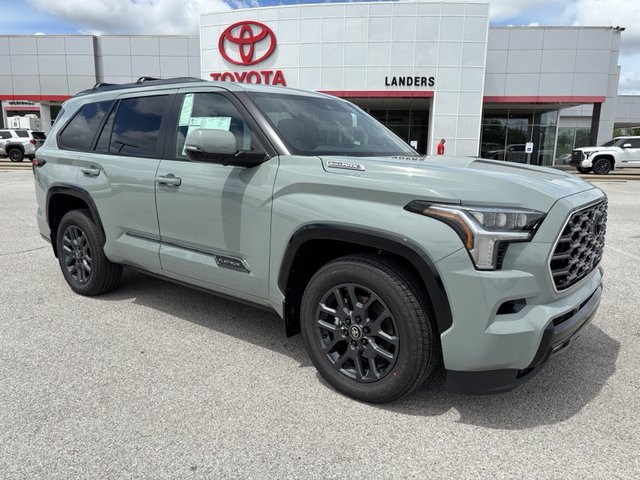 2025 Toyota Sequoia Platinum 4WD