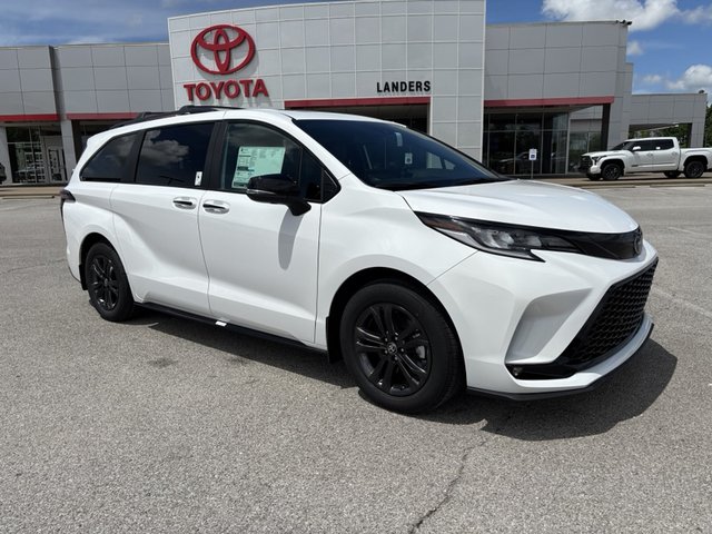 2025 Toyota Sienna XSE AWD 7-Pass