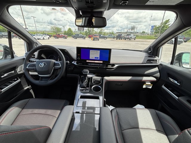 2025 Toyota Sienna XSE AWD 7-Pass