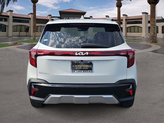 2024 Kia Seltos S FWD