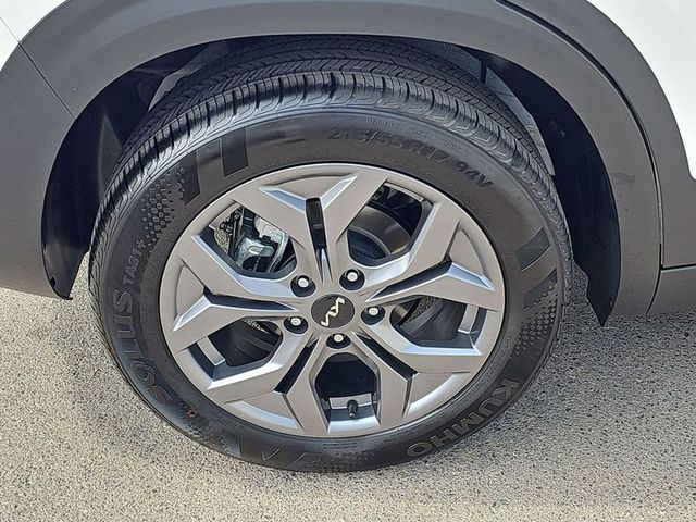 2024 Kia Seltos S FWD