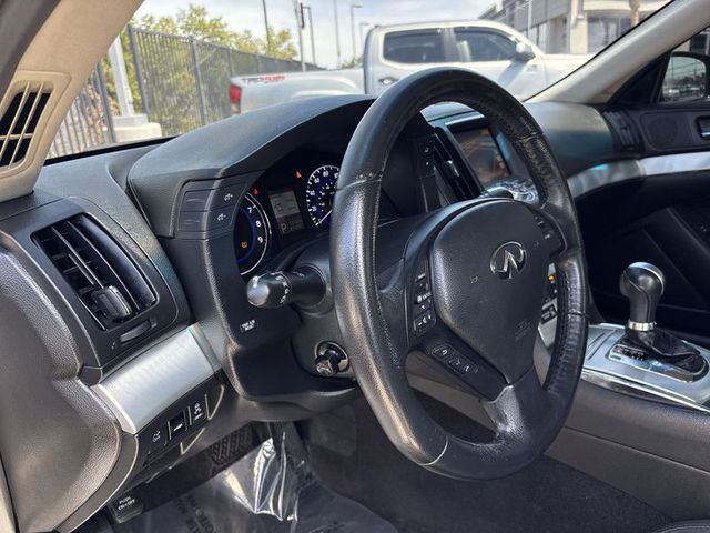 2013 INFINITI G37 Journey RWD