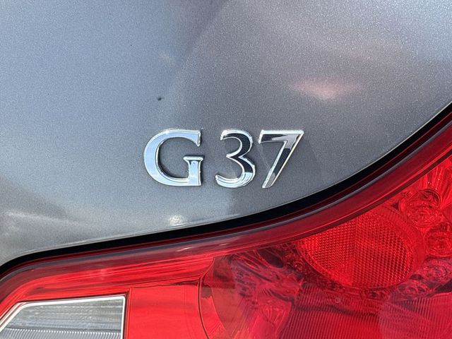 2013 INFINITI G37 Journey RWD