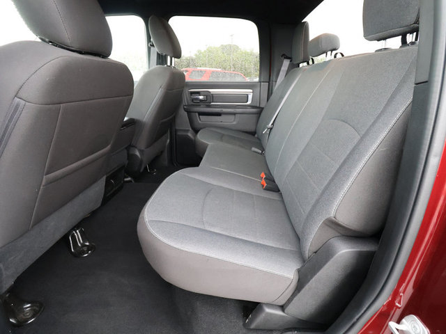 2024 Ram 1500 Classic Warlock 4WD 5ft7