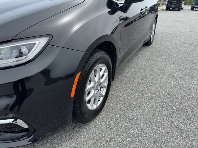 2023 Chrysler Pacifica Touring L FWD