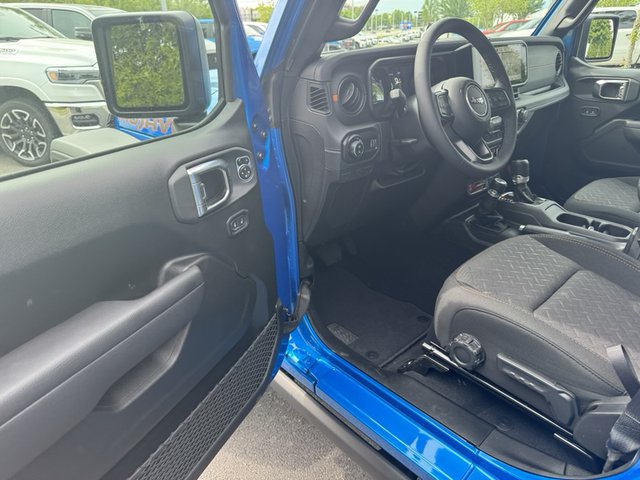2025 Jeep Gladiator Mojave 4WD