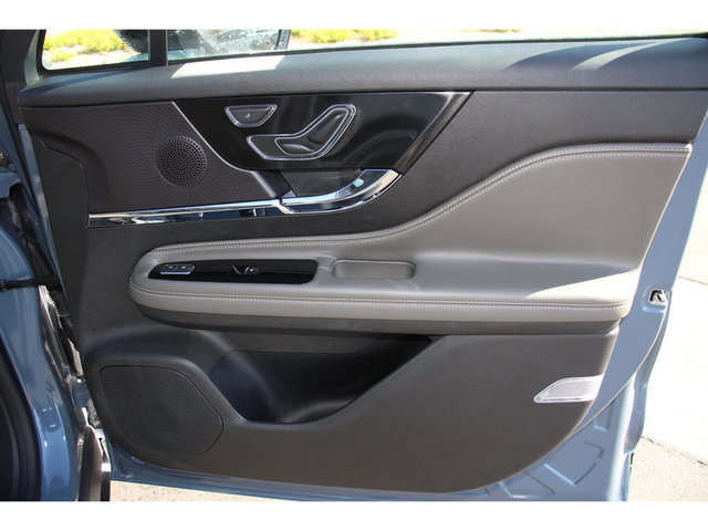 2023 Lincoln Corsair Standard FWD