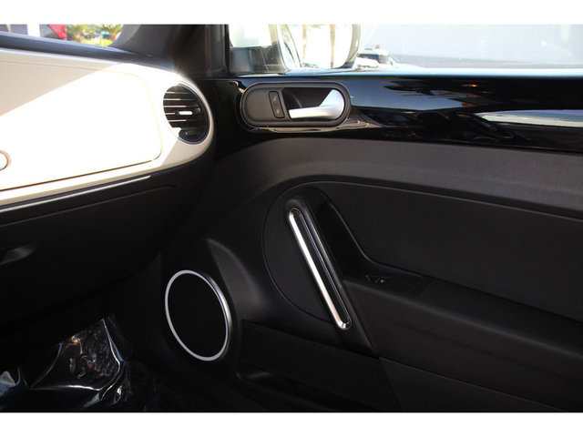 2019 Volkswagen Beetle Final Edition SE