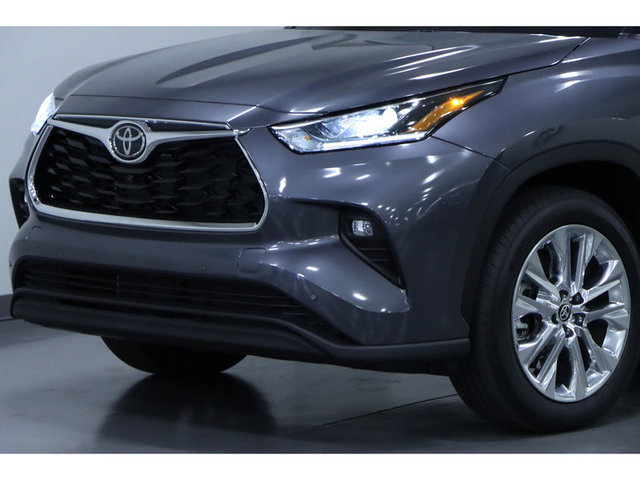 2025 Toyota Highlander Limited FWD