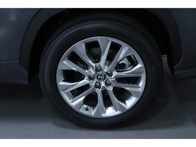 2025 Toyota Highlander Limited FWD