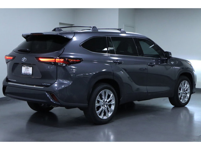 2025 Toyota Highlander Limited FWD
