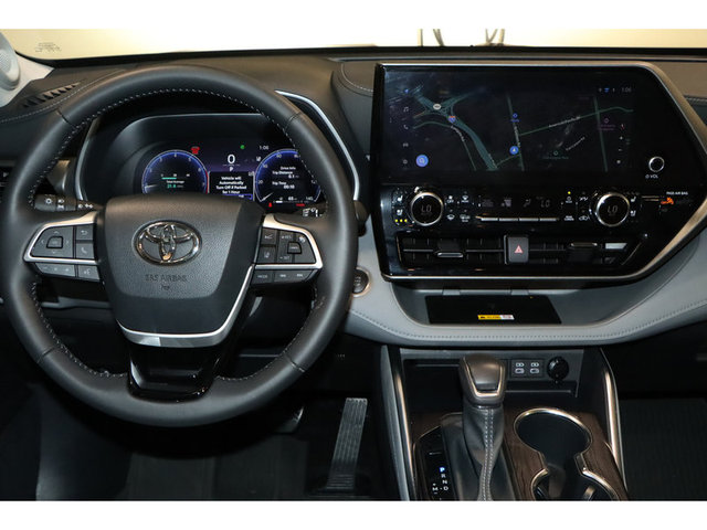 2025 Toyota Highlander Limited FWD