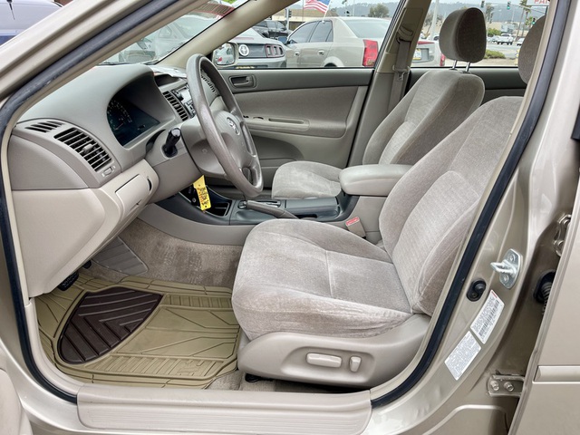 2003 Toyota Camry LE