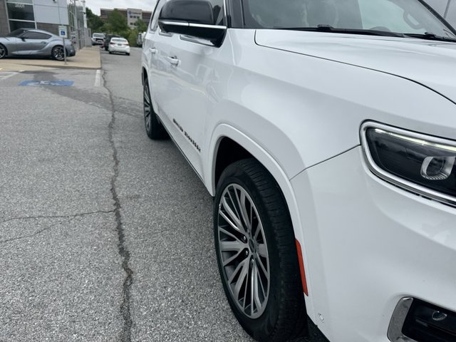 2024 Jeep Grand Wagoneer Series III 4WD L