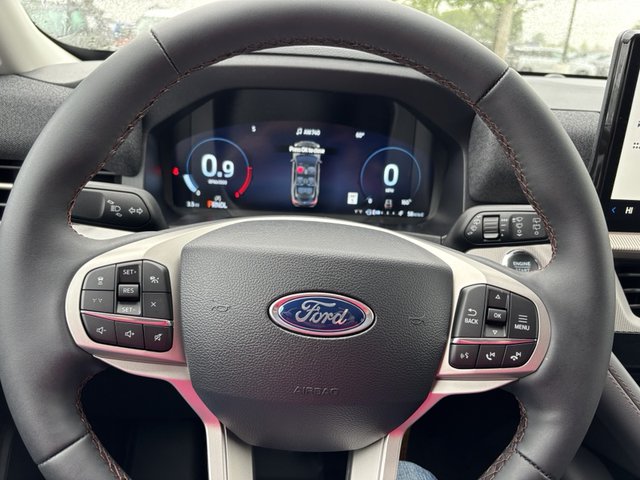 2025 Ford Explorer Active 4WD