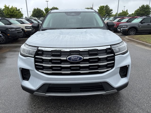2025 Ford Explorer Active 4WD