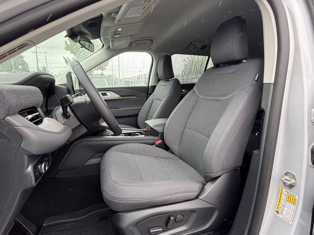 2025 Ford Explorer Active 4WD