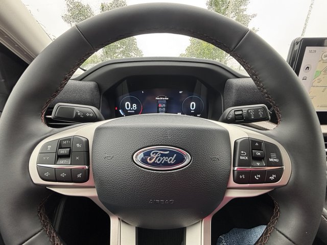 2025 Ford Explorer Active 4WD