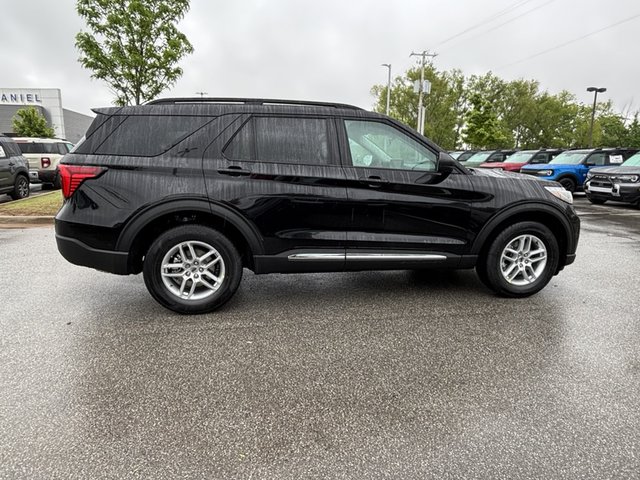 2025 Ford Explorer Active 4WD