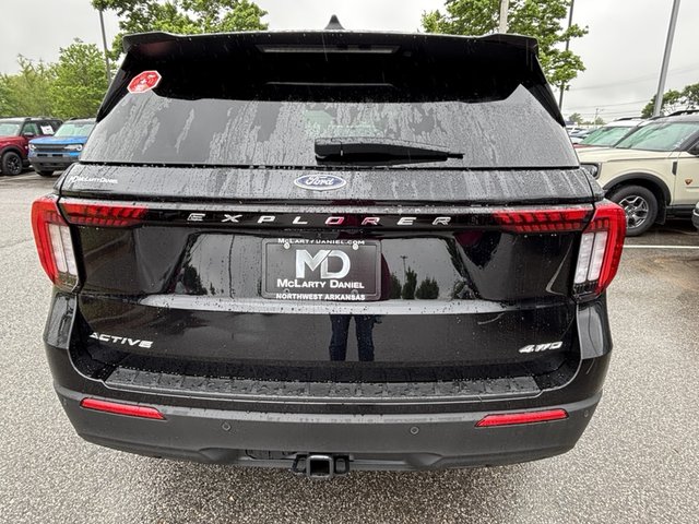 2025 Ford Explorer Active 4WD
