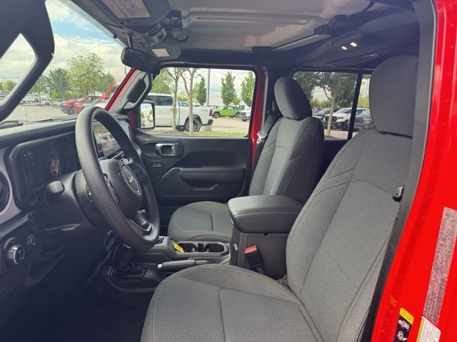 2025 Jeep Gladiator Nighthawk 4WD