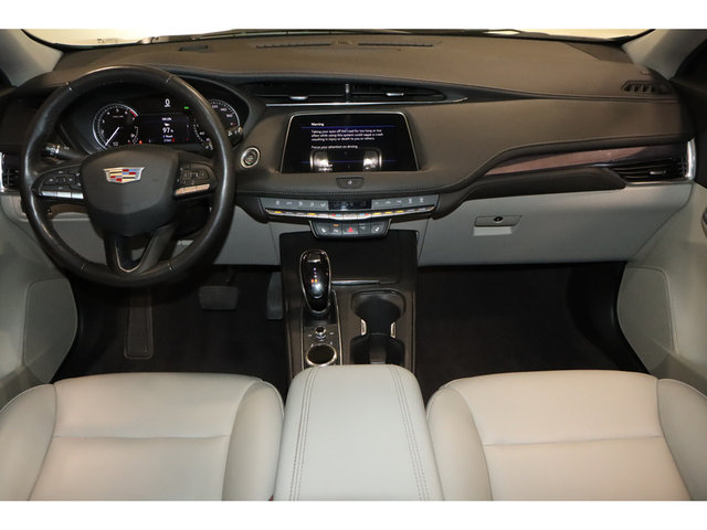 2023 Cadillac XT4 Luxury FWD