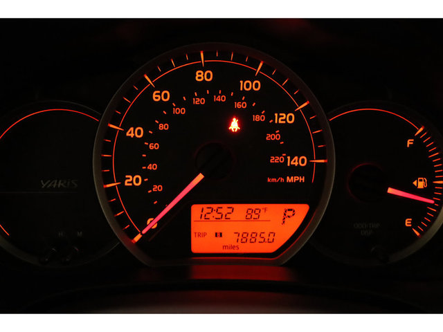 2012 Toyota Yaris LE 5Dr