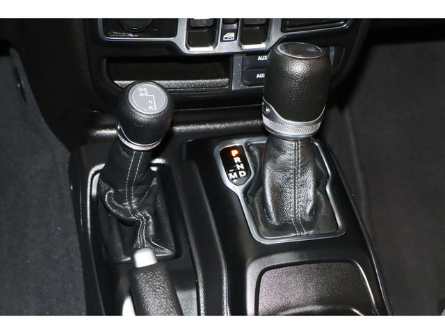 2024 Jeep Wrangler Sahara 4WD