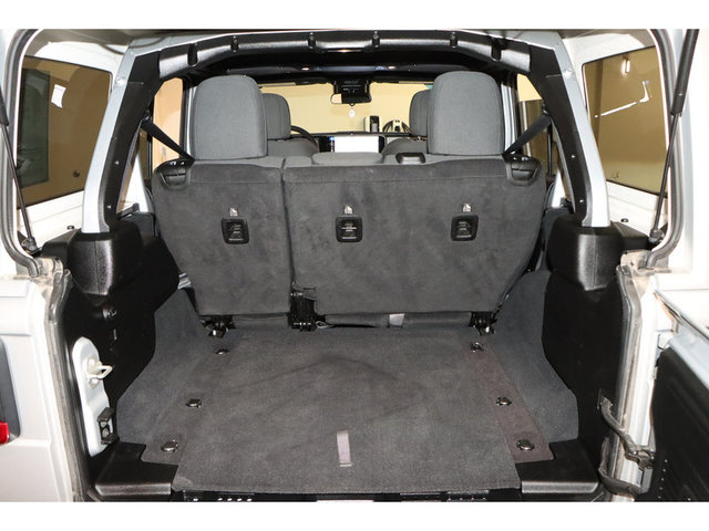 2024 Jeep Wrangler Sahara 4WD