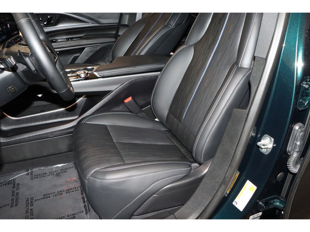 2024 Cadillac Lyriq Luxury w/1SC
