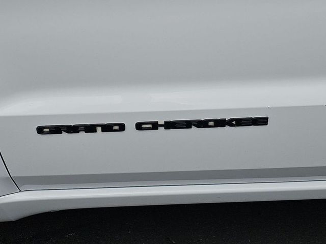 2020 Jeep Grand Cherokee Altitude 4WD