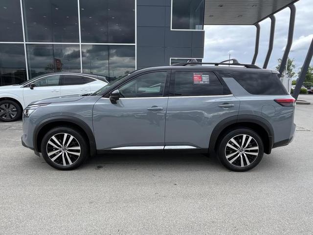 2024 Nissan Pathfinder Platinum 4WD