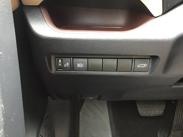 2019 Toyota RAV4 Limited FWD
