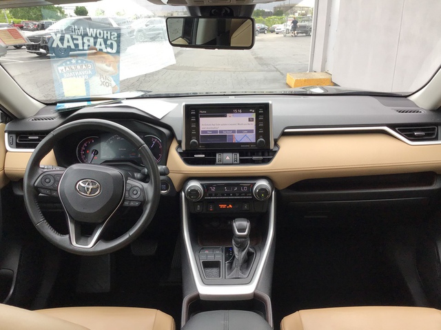 2019 Toyota RAV4 Limited FWD