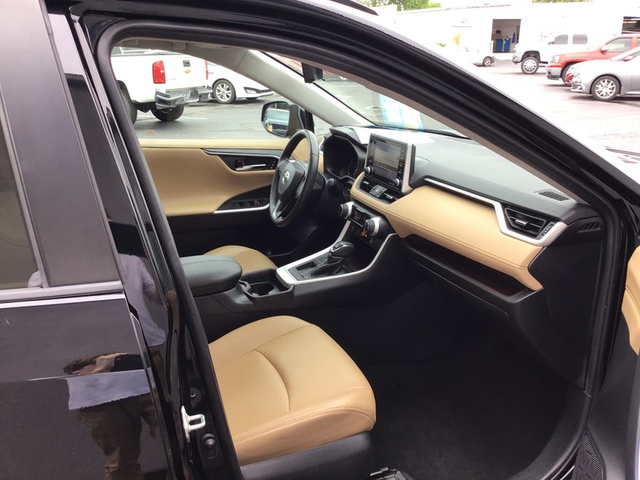 2019 Toyota RAV4 Limited FWD