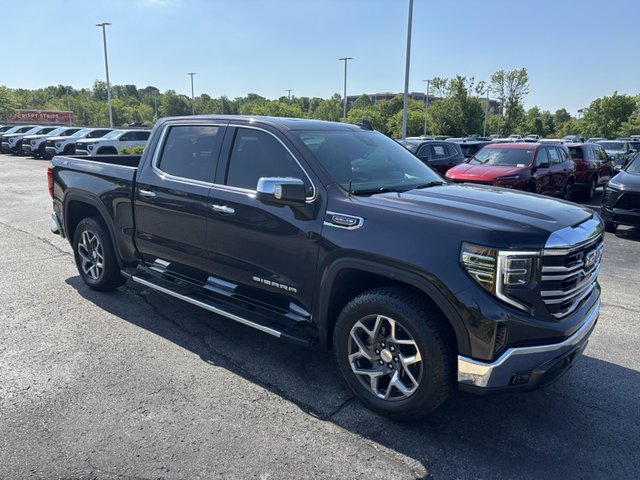 2023 GMC Sierra 1500 SLT 4WD 147WB