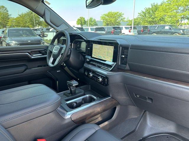 2023 GMC Sierra 1500 SLT 4WD 147WB