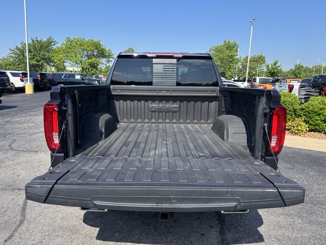2023 GMC Sierra 1500 SLT 4WD 147WB