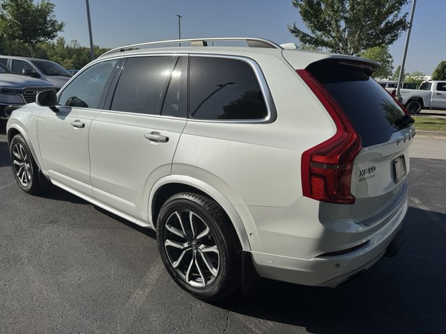 2016 Volvo XC90 T6 Momentum AWD