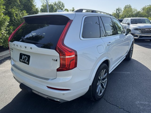 2016 Volvo XC90 T6 Momentum AWD