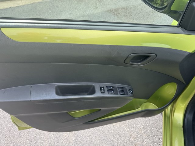 2013 Chevrolet Spark LT w/1LT