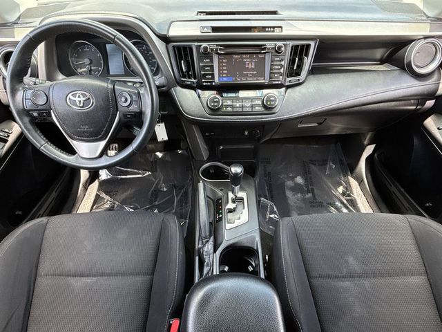 2017 Toyota RAV4 XLE FWD