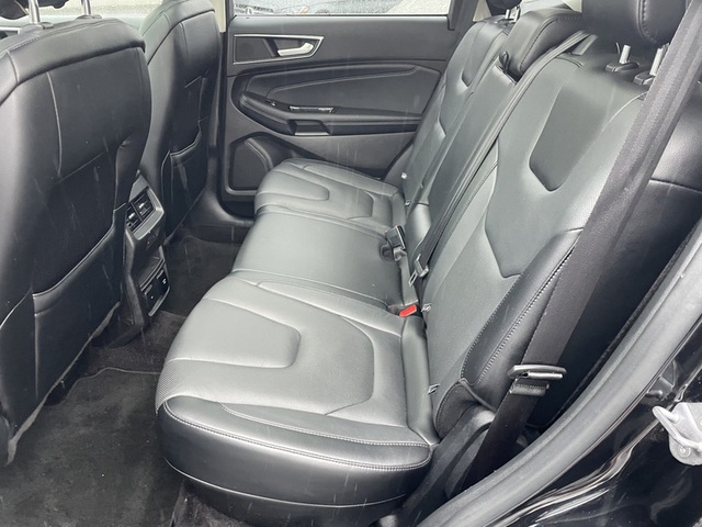 2017 Ford Edge Titanium FWD