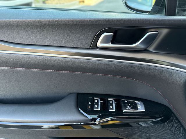2022 Kia K5 GT